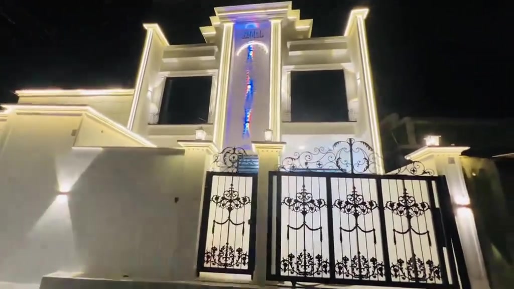 #نحن_هنا_لنجعلك_تقع_في_حب_المكان_الذي_تعيش_فيه
بفضل الله تم تسليم بيت  دكتور خالد 
للاستفسار 
***********
 #ديكورات_ابو_سند
