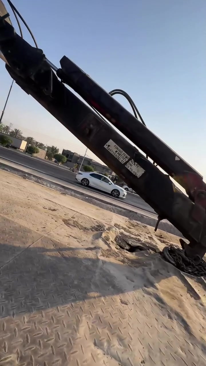 كرين البيع 6طن ٢ سلايت ***********
