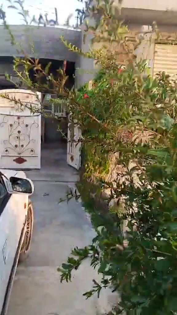 سه رتا به ناوى خوداى گه وره و ميهربان
سلاو كريارانى به ريز ئه م خانومان لايه بوفروشتن رووبه ركه ى 190متر تيجارى پيكهاتوه له دووژورنوستن*هول+متبغ+ميوان+مشته ملأت+بيتونه *ژوورى له سه ره وه +دوكان و هديقه ى كيشى له گه له /خانويكى پاكوخاوينه بس عرزى كاشى نيه ناونيشان كركوك بنجاعلى نزيك شوقه كه كان بنجاعلى ياخود تنيشت ماريامول سه رجاده ى شوقه كان بوزانينى زياترپه يوندى كن به م ژمارانه ى لأى خواره وه 

***********

***********مكتب شالاو زه نگه نه
