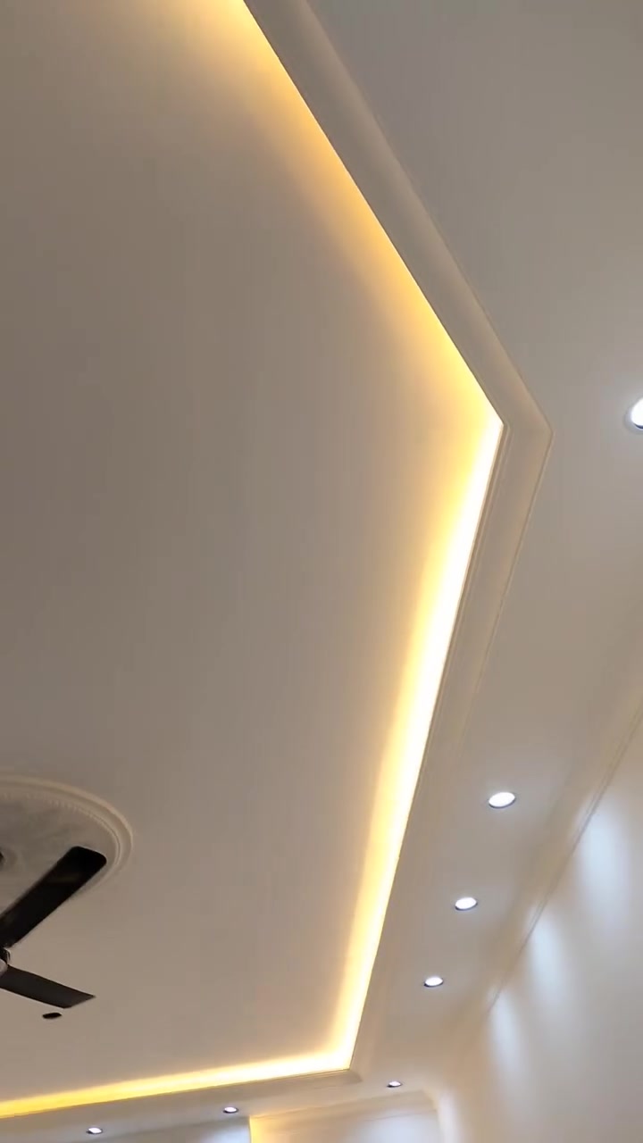 سلام عليكم جزء من اعمالنا ديكورات انبار حديثه ولاستفسار عل رقم أو مراسله عل صفحه،***********
