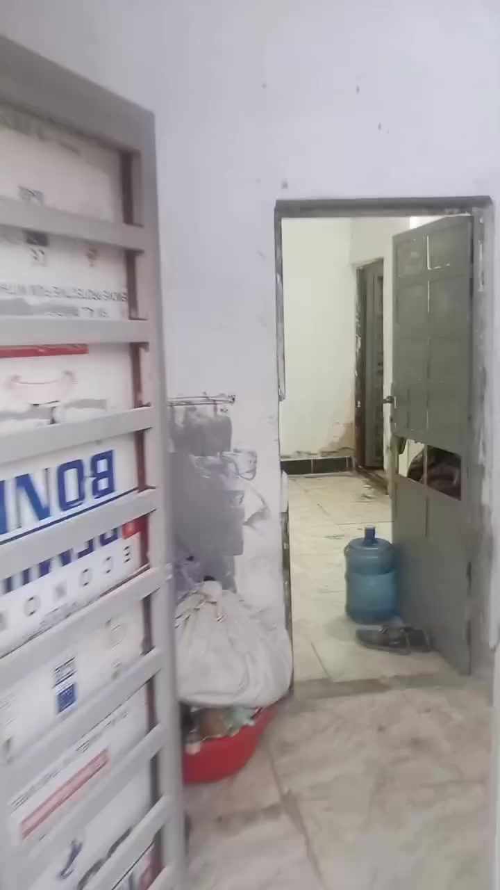 بيت 50 متر زراعي شارع مدرسة العاصمه الاهليه ب12 وبي مجال
*********** فقط اتصال
