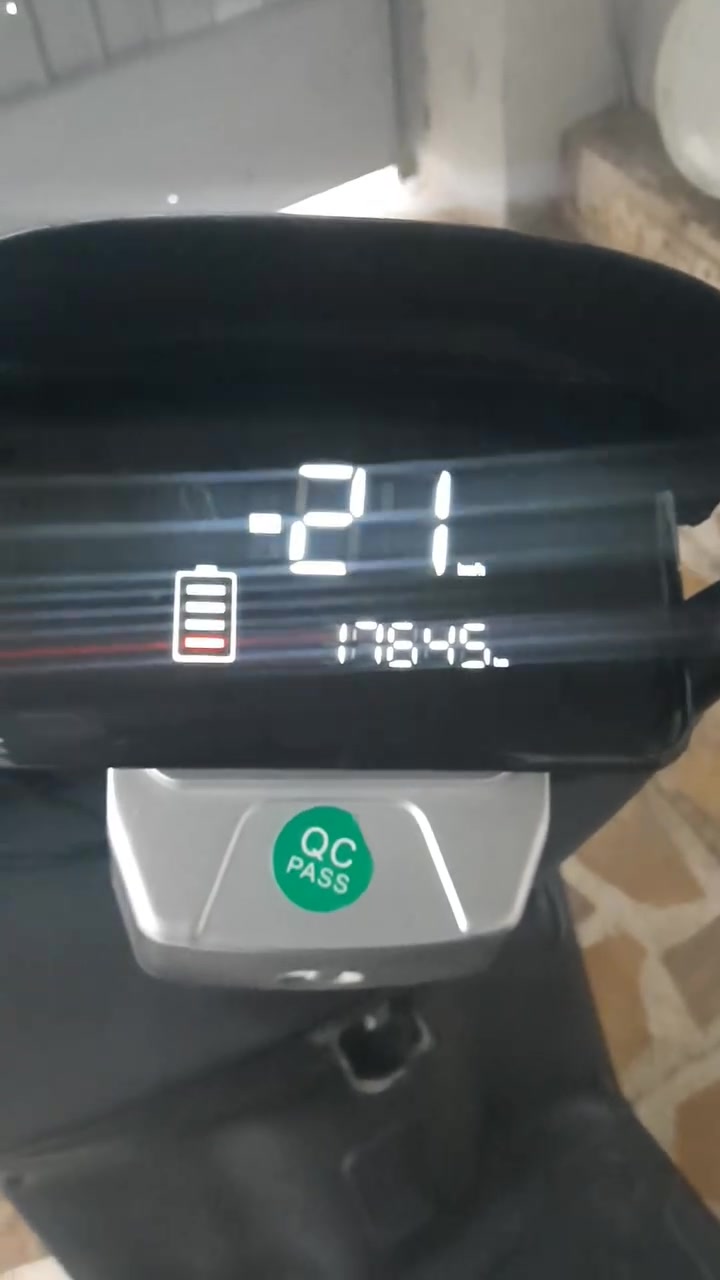للبيع اوباما بوليسي 4نمر سرعه ٨٠ حسب الوزن 6 بطاريات شرط الفحص وكلو شرط على فحص السعر 600 وبي مجال للطبين والشراي يخابر ***********
