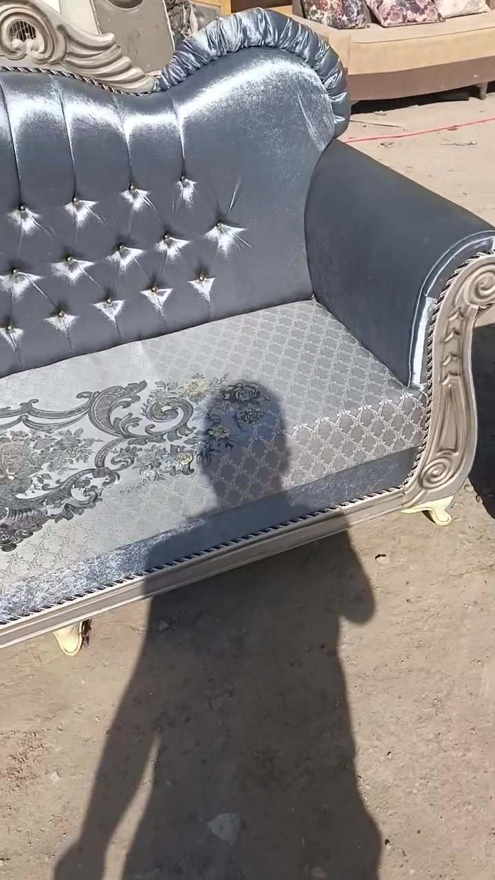 اتخامه جدد غير مستخدمه تسكام الثقيل محد كاعد عليه مع كوشات واكو توصيل الي باب بيتك***********
