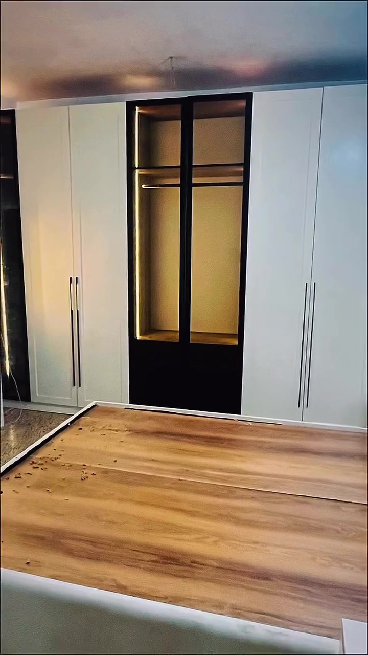 🌟 جديد أعمال الضفاف للديكور!
راحتك تبدأ من غرفة نومك.. تم إنجاز غرفة نوم مميزة بتفاصيل دقيقة وتنفيذ متقن 🛠️✨
نحن متنافسون في تقديم الأفضل دائماً:
✔️ دريسينج هوم وغرف نوم تفصال خاص
✔️ كاونترات حديثة ومطابخ بمواصفات عالية
✔️ تغليف محلات وديكورات متكاملة
✔️ جميع أنواع الديكورات العصرية
جودة المواد + إتقان التنفيذ = الضفاف للديكور
📲 للاستفسار والتواصل مباشرة:
📞 ***********
