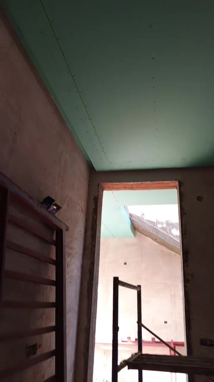 سلام عليكم متابعينا الكرام جانب من أعمالنه عرض خاص باللاسعار سعر متر الجبس كرسته وعمل 20 الف بالاضافه الى صبغ الداخل سعر المتر 3000 كرسته وعمل بابل لتواصل ***********
