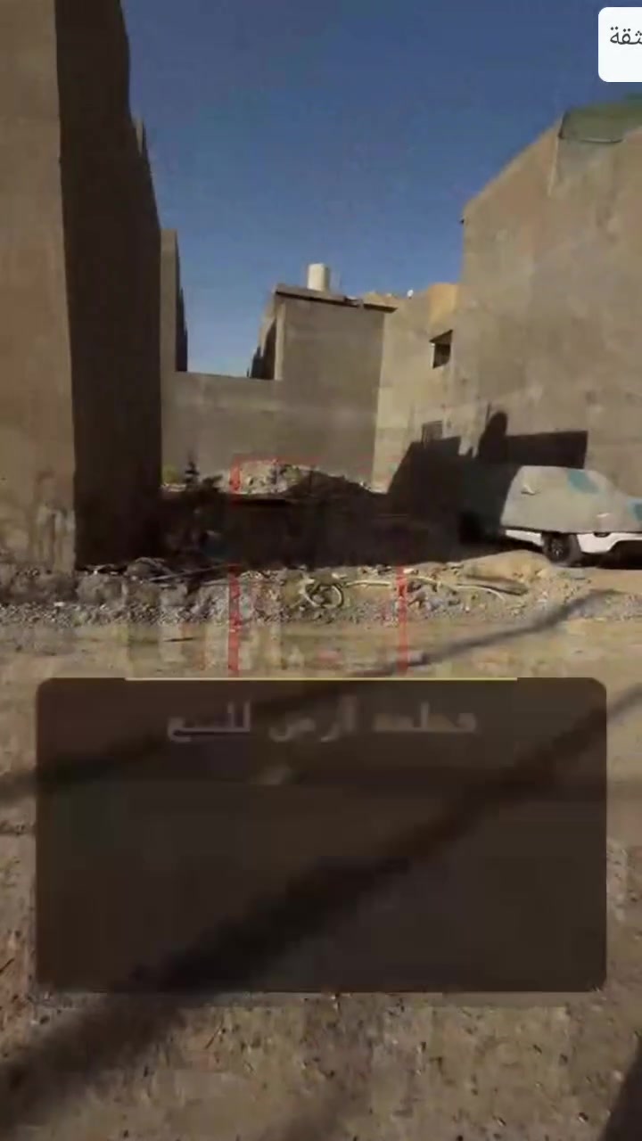 أرض • الدورة • ١٠٠م