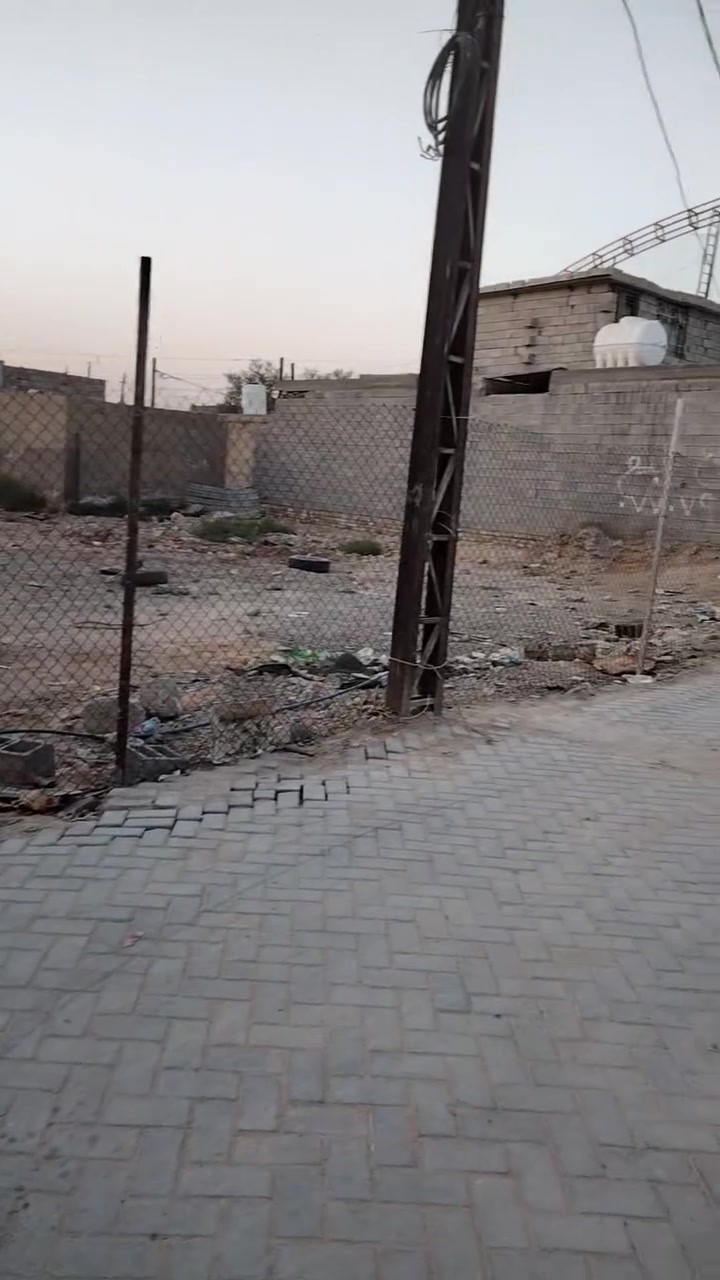 سبع قصور شارع ابو علي قراب جامع الحمزة مساحة ربعمية كامل الخدمات
***********
