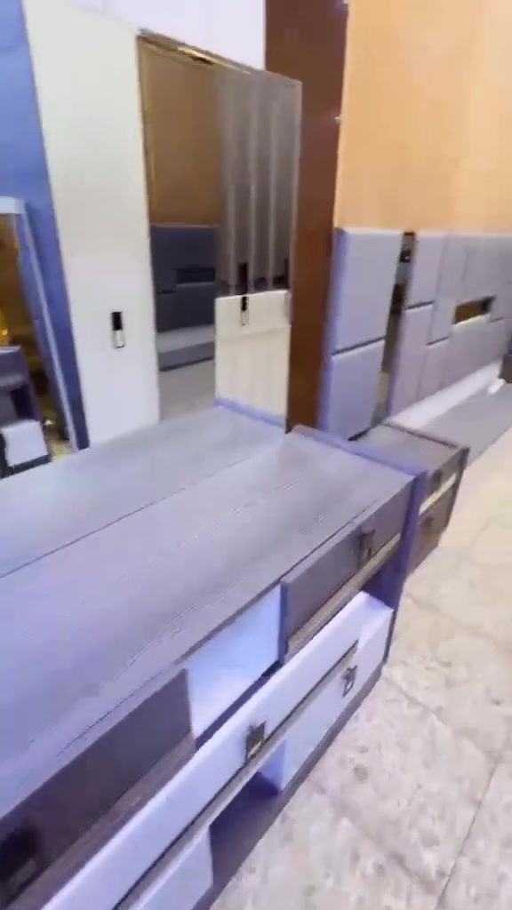غرفه تركيه  اصلي   10قطع   نظافته 95/💯💥  سرير مخزن ضهر بلوك
سعره مليون و 100

واصل شد ونقل داخل بغداد مجانآ

توصيل محافظات أجوور نقل حجز  على وتساب*********** تابعو صفحه 🩷

