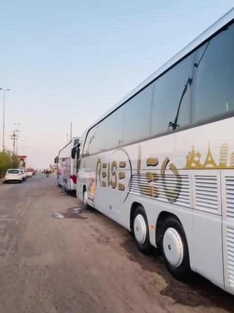 #احجز_في_رحلة_غدآ 6 صباحآ
11مقعد فقط العدد المتبقي
الرحلة  كربلاء الحر الرياحي 
باصات سياحية ❄️🛜💺💺❄️
***********☎️اتصال
***********☎️اتصال
الكوت . الانوار. مجاور سيد ابوالحسن
