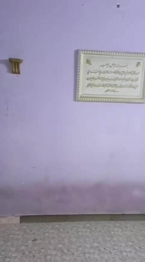 يتوفر شقق 
الدوره في الوادي قرب اسواق  نعم شقه طابق اول 
وا شقه طابق ثاني شقق نضيفه مرتبه 
التواصل وتساب ***********
