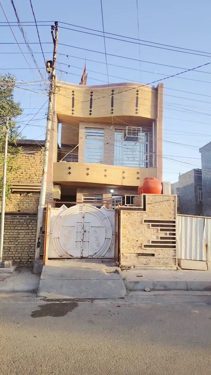بيت مساحة ١٠٠ متر نضيف كلش طابقين كامل منطقة ال 5000 مقابل مركز العداله ثاني بيت على شارع الفرع مقابل المركز ثاني بيت سعر ١٣٠ الستفسار على الرقم ***********
