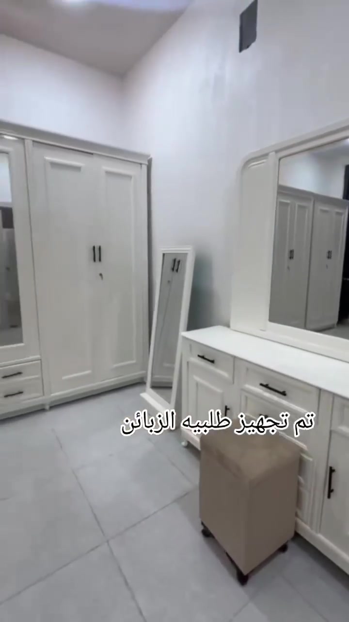 موديل المودران تركي
شغل عرقي صبغ و تصميم تركي 

هديه دوشك 

خدمة النقل والشد مجانا 

العنوان بعقوبة خلف الحسينيه 

*********** واتساب
