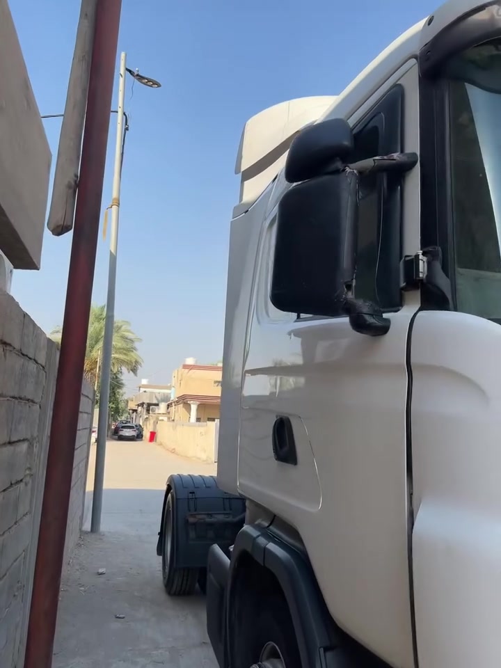 سلام عليكم اللبيع سكانية موديل ٢٠٠٢ رقم دهوك مربوطة فلات و صهريج بس وكاله قيادة بيه مكينة ٤٢٠ انجكتر جديدة كير 3*3 جديد اكسن جديد رتايدر السيارة جديدة السعر ١٠٥ لاستفسار عل رقم ***********+ ‭***********‬
