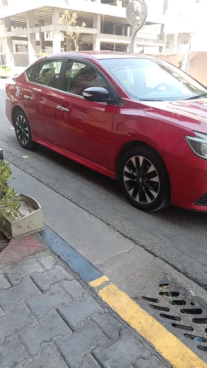 نيسان سنتره موديل 2019  فول موصفات بيه 3 قطع صبغ كير ومحرك1800 هسا شادهن جدد كأمر دواره اشاير بلمري لايت زنون تحكم ستيرن مثبت سرعة توقف ذاتي تدفئة بلكشنات تبريد ثلج❄ دوشمه جديده  تشغل بصمه ابواب بصمه  سياره نضيفه باتري جديد تيرات جدد مكان سياره كربلاء رقم *********** سعر ٩٨ وبيه مجال
