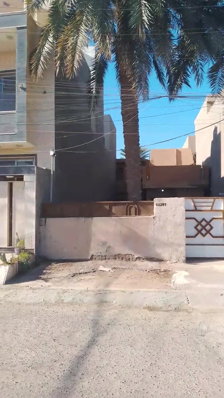 275متر العامريه 2100دينارالمتر ***********
