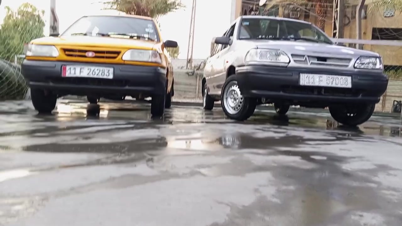 سلام عليكم سايبا لبيع موديل 12 رقم بغداد نكليزي بسعر 28 لون سلفري لرقم ***********
