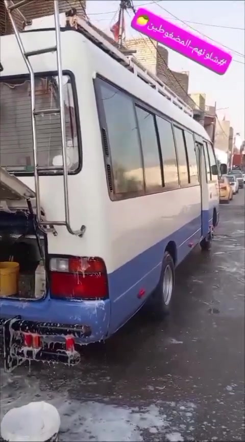كوستر ٢٠١٣..نظيفه سعر. ١٤٠. او مراوس. ستركس او جمبي او هايسه..واسط.....رقم المبايل ***********
