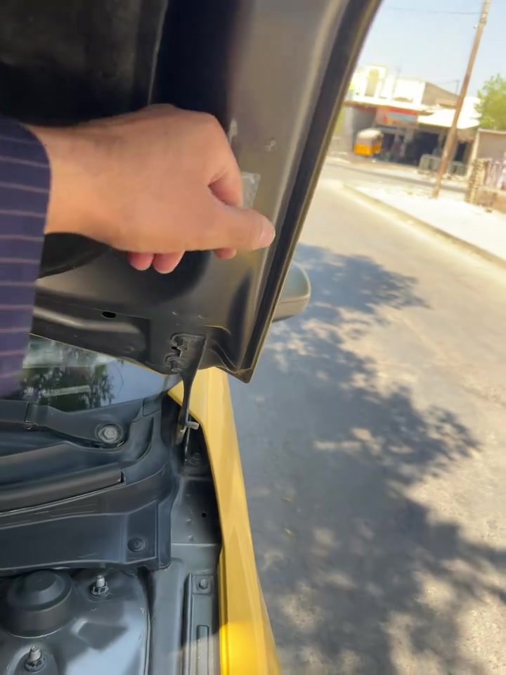 السلام عليكم فورتي ١٢ سياره موضح صورها وموضح مقطع فيديو ومكينه وكير حاويه صارلهن شهر تبريد جديد دوشمه جديده صدرها زين سياره بدون ايرباك ليبل واحد عدا الجاملغ الايمن بدون ليبل وسياره بدون لغد وبدون شاصي وبدون دواخل رقم دولي بغداد وهزه جديده وجامه جديده سياره هيئه وغرامات مصفره ماعليها سياره موضح في مقطع فيديو قفلها 76 العنوان بغداد مامتواجد عل فيس الرقم ***********
