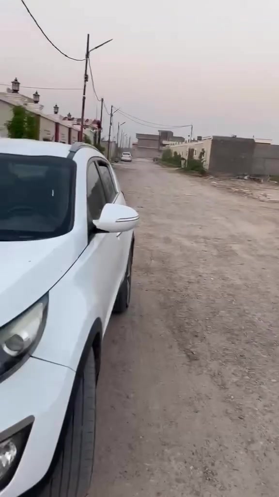 قطعة أرض ركن للبيع 4000 متر
كاملة او تقسيم حسب الطلب 
طابو زراعي سند 25 
على شارع 30 متر و شارع 10 متر 
واجهة 106 و الواجهة الثانية 40 
خدمات متوفرة مي كهرباء 
متوفر حولها بناء بيوت المنطقة مسكونة 
الموقع : قرب رگية و فاضل 
للاسفسار على الرقم (***********) واتساب
