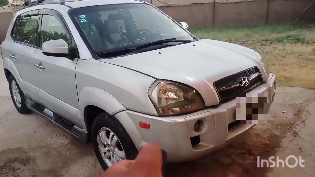 سلام عليكم للبيع او المراوس بستاركس 
توسان موديل 8 

رقم بغداد بأسمي شخصياً 

 فول مواصفات واحد على واحد ليمتد 
ا
المواصفات فتحه سقف تحكم ستير كروز مثبت سرعه شاشه 

تخم تاير جديد باتري جديد حداديه جديده كير مكينه جديد 

تبريد ثلج ويه السويج ❄️ 

سنتر لوك وريموت شغال

السياره صبغ عام 

العنوان بابل السعر 88 وبيه مجال للاستفسار أكثر تصال على هذا الرقم ***********
