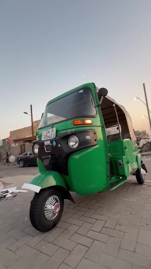 السلام عليكم 23كفاله مكينه وبدي رقم لوحات نكليزي مكاني بصره حيانيه السعر 9500وبيه مجال ***********

