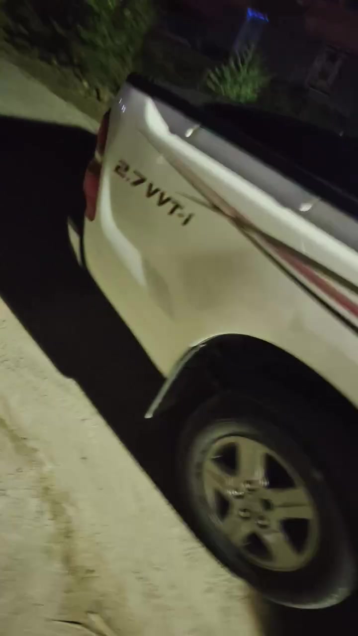 سلام عليكم فلاونزه موديل ٢٠١٥ مكفوله كفاله عامه لا تبديل لا فتح
ماعده مشر شويه ستوته رجعت عليه باقي كفاله عامه 
رقمه ذي قار مداور ثاني يوم
عله وضع شريكه
سعره 247 ورقه
رقم هاتف ***********
