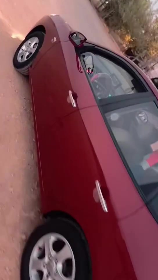هۆندای ئەڤانتی بۆفڕۆشتن  بڕاوەی دووبەی
مۆدیل 2009
تەبریت لەمس 
ئاوێنە شەفت 
کوشین هیتەرو جڵدی لۆک 
گێرومەکینە ی لۆک 
پێشو پشت کەپس 
سەقفو کەڤەر بەشەرت 
تەبریتی بەشەرت 
250مەسرەفی نیە 
53هەزاری هەقیقی ڕۆشتوا 
چار تایەو ویلی کۆکی لەژێرە 
سەیارەکە بەس ماشااڵلەی دەوئ لەجوانیو لەخاوێنی 
نرخی  52گەڵاو مەجالەکی برایانە 
ژ.م ***********واساپو ڤایبەری لەسەرە 
شــــو ێـــــن  کــــۆ یــــە  تکایە جوانی کۆمێنت نادەمەوا لەگەڵ ڕێزدا
