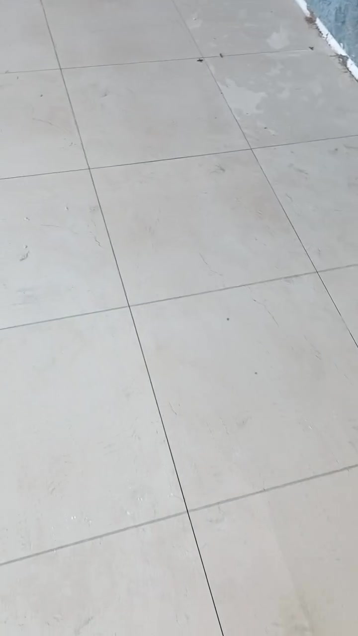 سلام عليكم شغل سراميك رضيه درجة اوله في ميسان حالين مفترغ تصال على الرقم ***********
