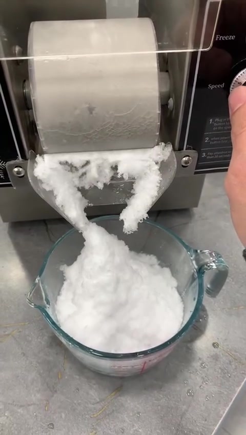 ***********
