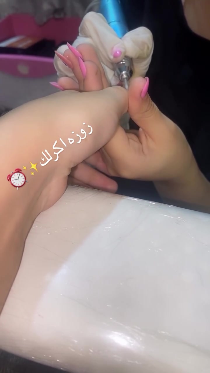 اكريليك • ايد وقدم • عروض محدودة