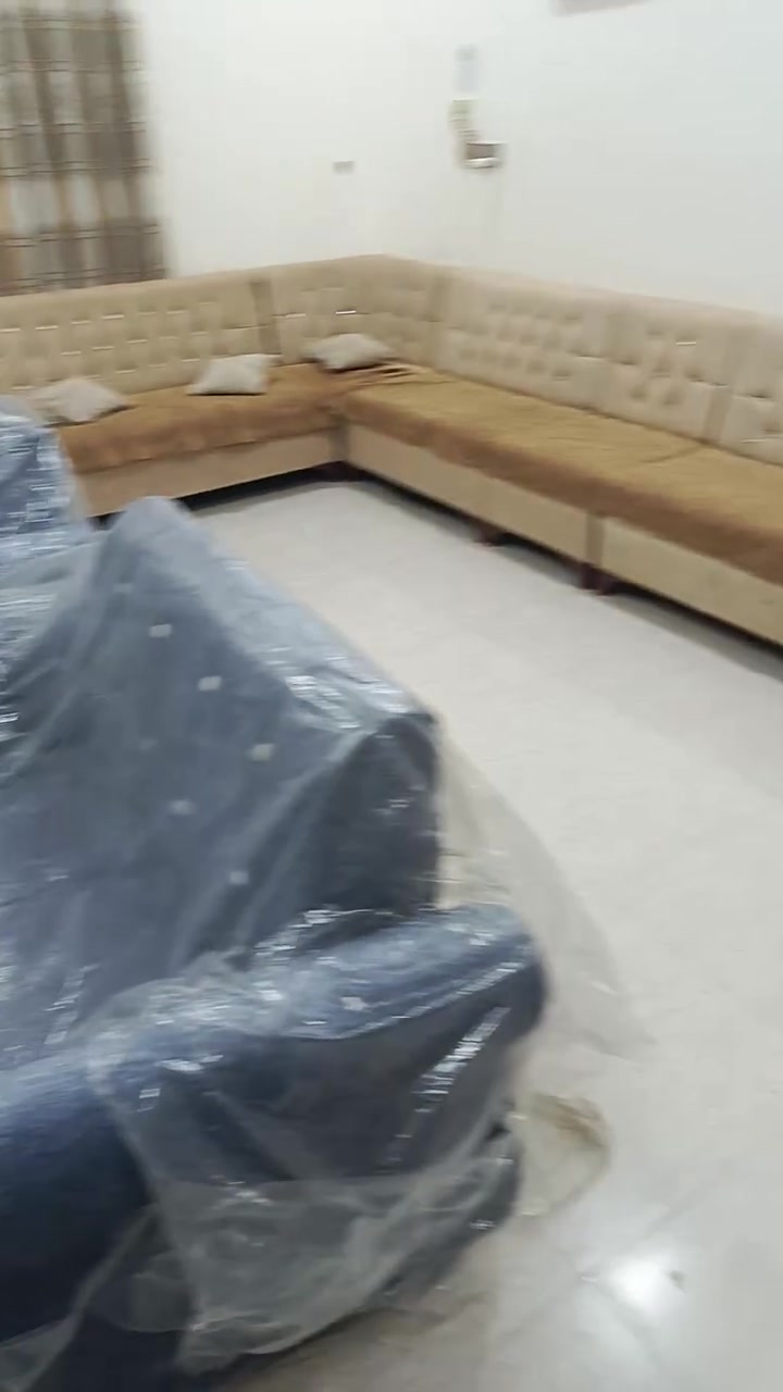 سلام عليكم دواوين ثنين واحد مستعمل وثاني بعده بل جيس جديد بمعنى لكلمه ثنينهن سعرهن٥٥٠وبيهن مجال بسيط الاستفسار عله رقم ***********  اتصال او واتساب عنوان الكوت
