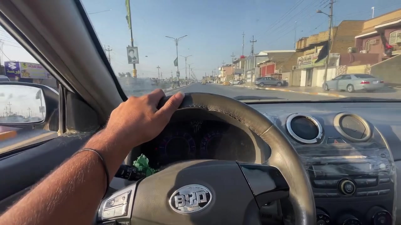 سلام عليكم اعادة النشر  BYD 2013 G3  رقم ميسان راعيهه موجود يمي عنواني ميسان العمارة   سنويه 2027   فتحه  سقف شغاله السيارة تشغيل بصمه ابواب بصمه حساسات شغاله  محرك جيد كير  مرات يبوش +وين ما تريد اطلع بيهه تبريد من اشتريتهه عاطل   عليهه غرامات 500الف ينزلن من سعرهه 32 وبيهه مجال والشراي بي خير ويدلل  رقمي ***********

