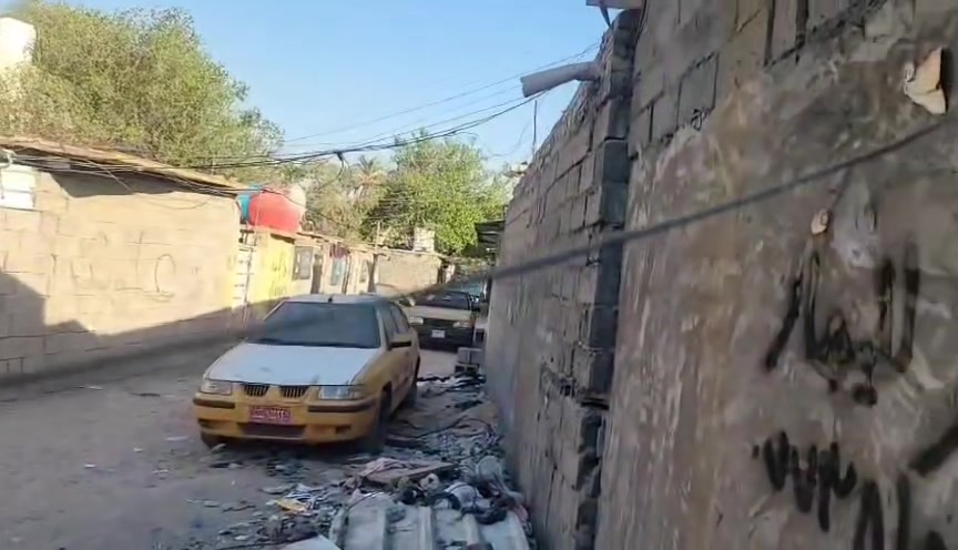 موجود بيت تجاوز  80 متر كامل في مدينة الصدر داخل قطاع 55 قرب مستشفى الشهيد الصدر   لليجار 200   او للبيع 
سعر 13   
*********** واتساب
