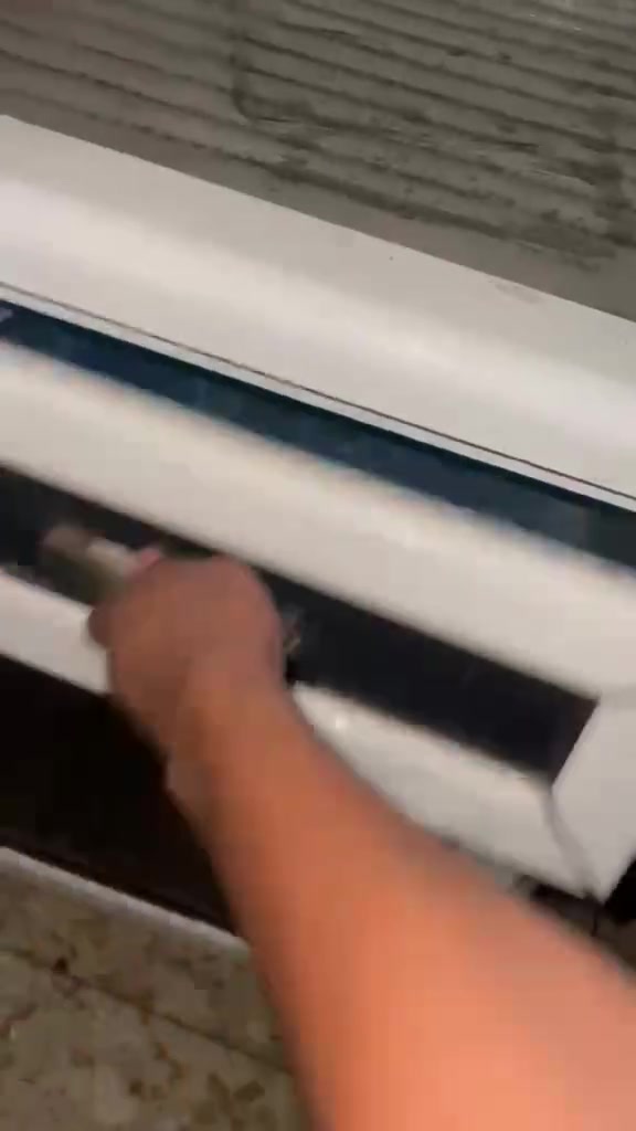 السلام عليكم غراض مطعم للبيع عنواني بغداد الزعفرانيه رقمي *********** يوجد واتساب اتصل وبلخدمه

