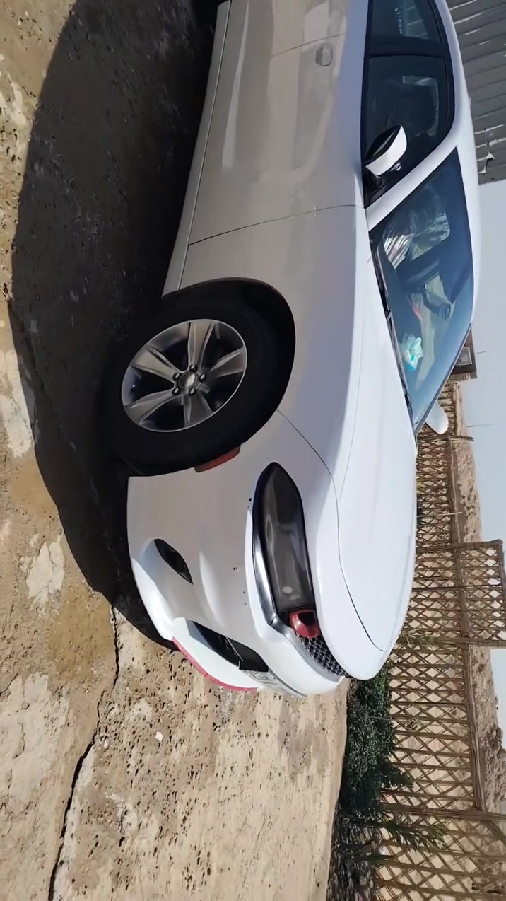 جارجر موديل 18رقم شمالي  اصل لا تخابر وتكول شبيه كدامك سونار العنوان ميسان رقم *********** واتساب
