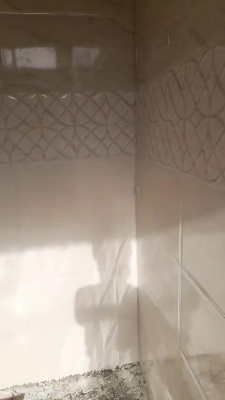 السلام عليكم خلفه سيراميك بورسلين مرمر متفرغ حالياً وهذه واتساب راسلني وتدلل حبيبي ***********
