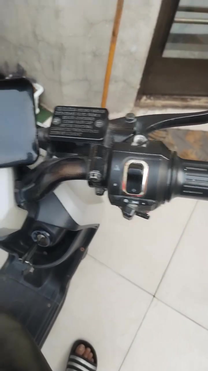 R8 • ونلي • بطاريات ٥ جدد