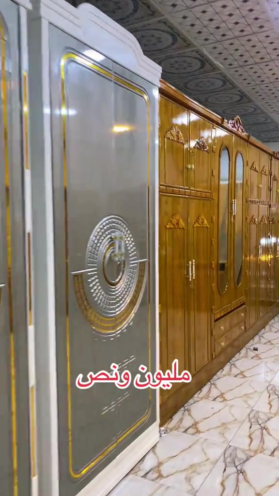 افتتاحنا غير… لأن راحتكم تستاهل الأفضل 🤍 من اليوم، أبوابنا مفتوحة حتى نحقق لكم غرفة نوم تجمع بين الفخامة، الراحة، والجودة ✨ تصاميم عصرية، تنفيذ متقن، وتفاصيل نصنعها حتى تناسب ذوقكم. 🏷️  #افتتاح_مشروع #افتتاح_جديد #غرف_نوم #غرف_نوم_عصرية #غرف_نوم_فخمة

نص مكتوب في الصور:
- مليون ونص