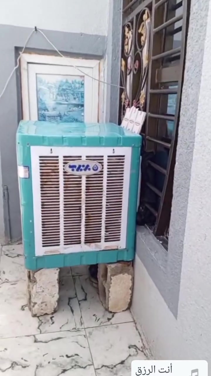 دار البيع مساحه 125 متر طابو زراعي سند 25 عنوان  
كوفه سادين المطار الجديد بشارع شفلات ***********
