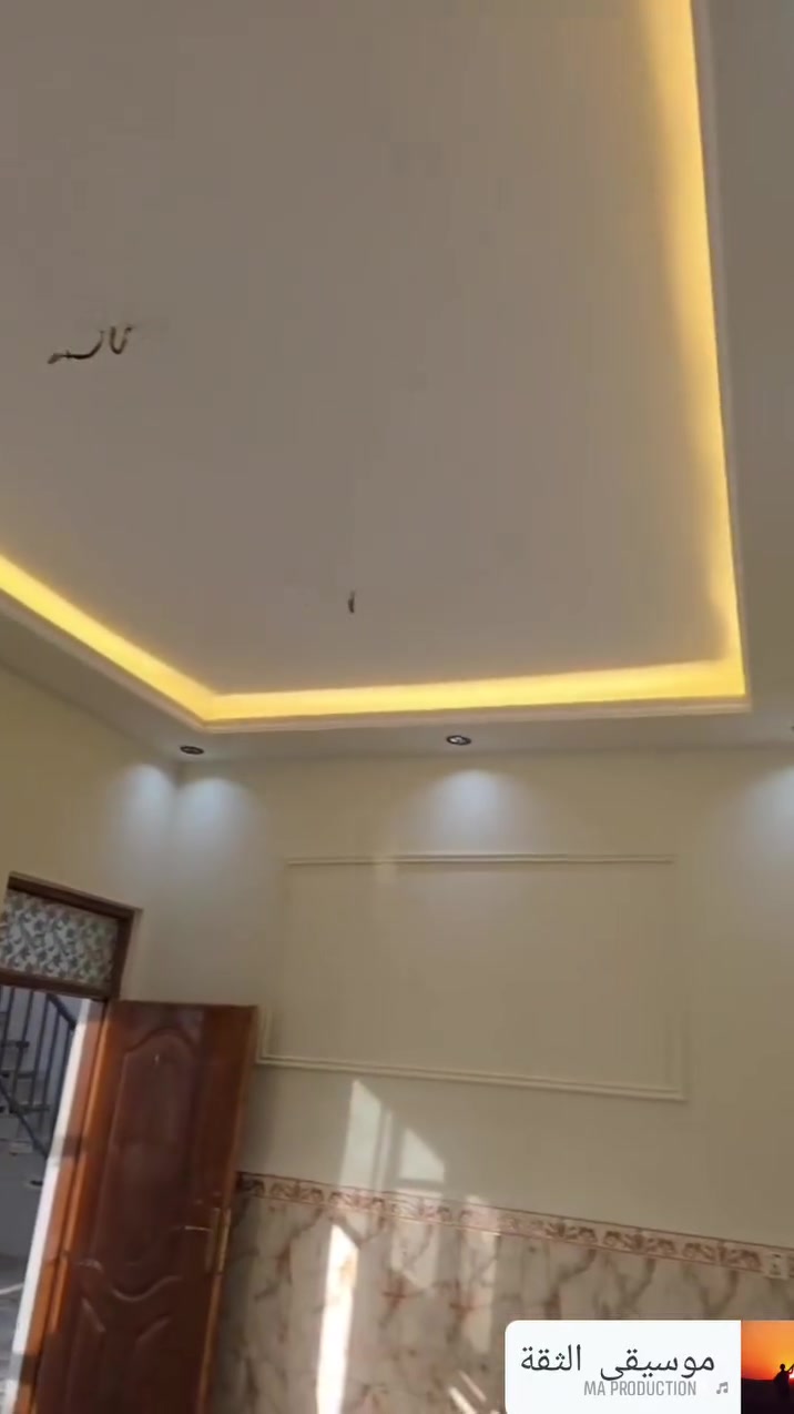 منزل للبيع بموقع مميز وبسعر مناسب في الديوانية للبيع او مراوس حسب قناعه

📍 حي الفرات – قرب شارع المستوصف
📐 المساحة: 100 متر مربع
📏 الواجهة: 10 أمتار
🏠 ركن وعلى ساحة
📄 طابو صرف
🏗️ بناء كونكريت مسلح
🏢 المنزل مكوّن من طابقين

الطابق الأول:
غرفة، صالة، استقبال، مطبخ، ودورتي مياه.

الطابق الثاني:
غرفتا نوم، صالة، ومخزن.

استفسار اتصل بالرقم ***********
