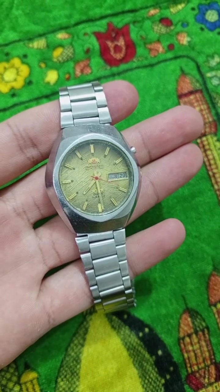 سلام عليكم
ساعه Orient  نقيب فنتج قديم 
يوجد توصيل ***********
