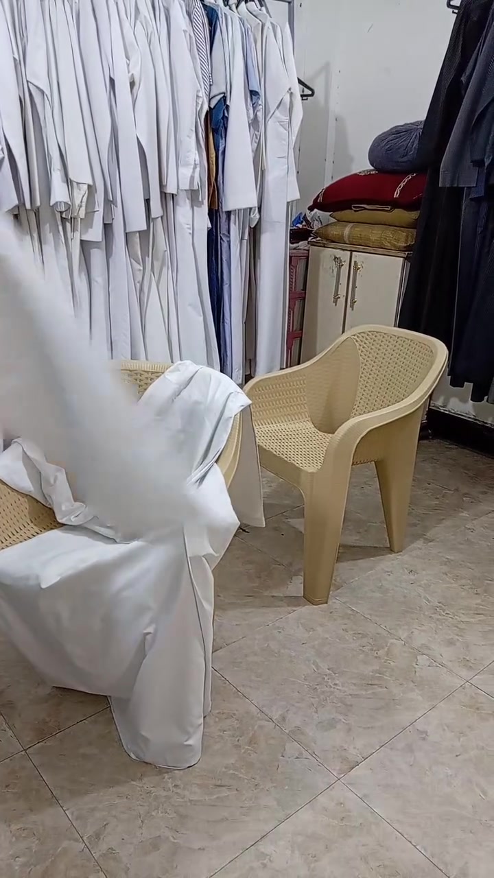 وصول وجبه جديدة من الدشاديش شتوي سعر لواحد ١٠ الف وصول وجبه جديدة من البجايم سعر زوح ٥ الف ودشاديش صيفي سعر لواحد ٥ الف و٣ب ١٠ الف العنوان فلوجه حي المعلمين قرب جامع سعد ***********)( ***********
