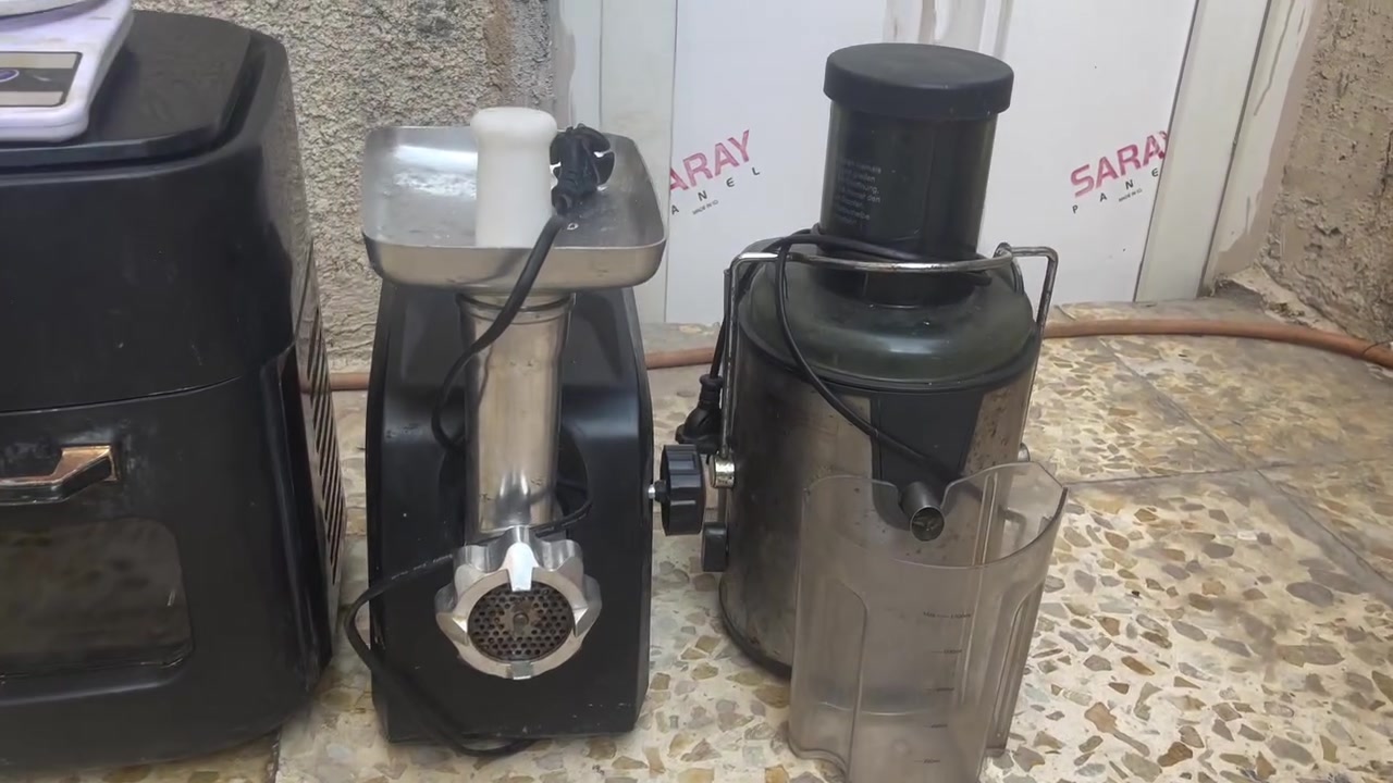 غراض لبيع كل حاجه وسعرهه ***********
