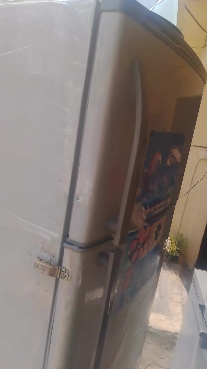 عنوان بغداد كميره سعرها ١٥٠ الف ع فحص فريز ثلج وجوة تبريد قوي ***********
