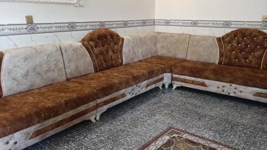 تخم للبيع مستعمل شي قليل 
رقم الهاتف‏‪***********‬‏
