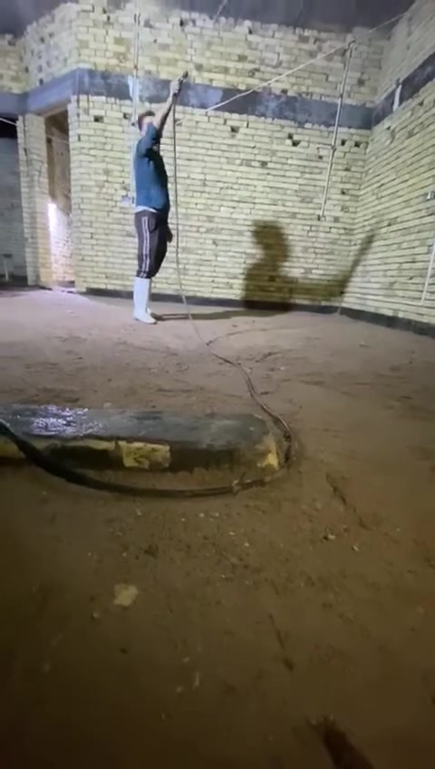 سلام عليكم نجارينه حدادينه ابو بيت هاذه شقلنه اليوم شقل مرتب علا قياسات المطلوبه يلي عنده ارضيه رباط تصليطه صطح حنه بلخدمه  داخل البصره شغل درجه اولى سعر مناسب***********
