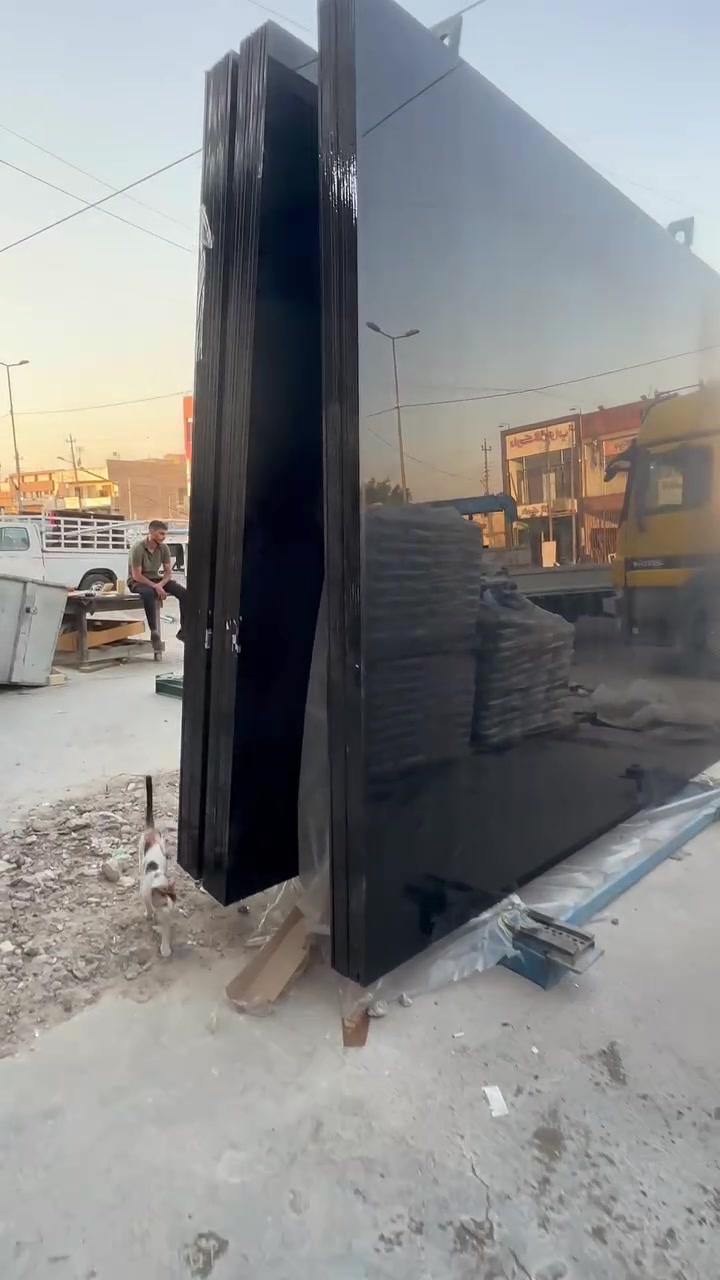 📢 تفريغ وجبة جديدة | شركة الخيرات (فرع الكرخ)
🏆 الموزع الرئيسي في عموم العراق
تعلن شركة الخيرات - فرع الكرخ عن وصول وتفريغ شحنة جديدة من الزجاج عالي الجودة وبأحدث القياسات والمواصفات المطلوبة في السوق:
 10 ملم أسود سوبر كلير | قياس ⁠366 × 260⁠
 أسود فحمي طوخ | قياس ⁠321 × 260⁠
 أسود فحمي طوخ | قياس ⁠321 × 225⁠
 10 ملم أبيض سوبر كلير | قياس ⁠321 × 260⁠
🔹 نقاوة عالية – دقة بالقياسات – جاهزية تامة للتجهيز وبأفضل الأسعار
📞 للحجز والاستفسار: [***********]
📍 العنوان: [بغداد لبياع المواصلات ]
