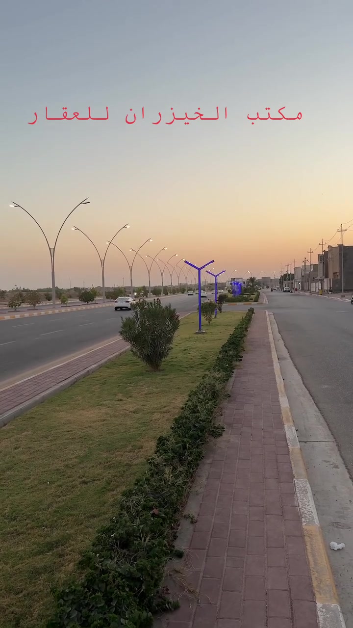 بسم الله.... السعر 120
بيت طابو صرف طابق واحد 200م المساحة
غرفتين نوم وديوانية وصالة ومطبخ 
العنوان رمادي  القادسيه الثانيه شارع ٦٠ قرب جسر القاسم 
للاتصال  ***********
