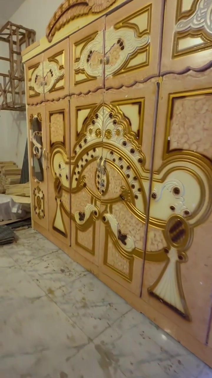 سلام عليكم غرفه عراقيه تفصال 300الف ***********
