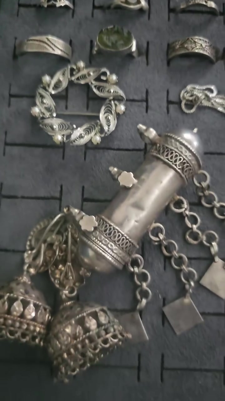 فضه جمله
***********
